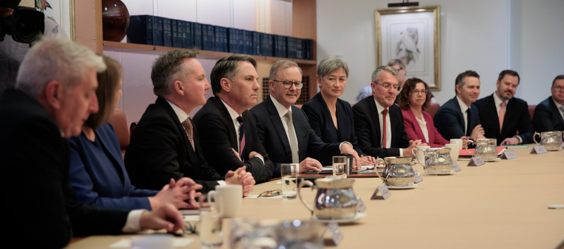 Anthony Albanese and the new Labor cabinet meeting for the first time